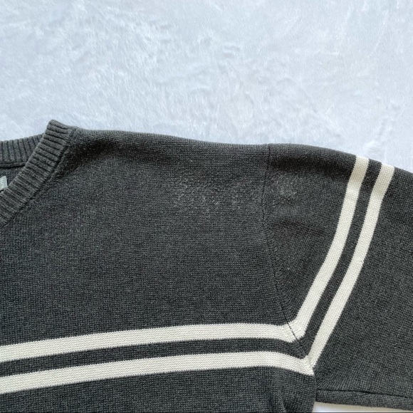 BasicRed Vintage Grey V-Neck Sweater with White Stripes - Picture 8 of 8